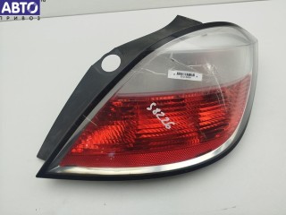 Фонарь задний правый Opel Astra H 2004-2007