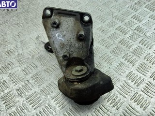 Кронштейн КПП опорный Volkswagen Passat B5 2000-2005