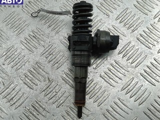 Форсунка топливная Volkswagen Passat B5 2000-2005