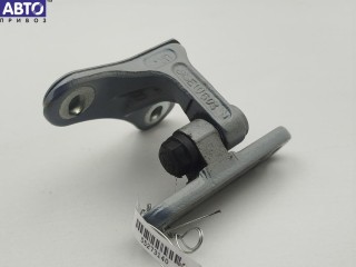 Петля двери передней правой Mercedes C W203 2004-2008