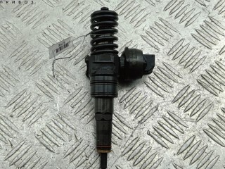 Форсунка топливная Volkswagen Passat B5 2000-2005