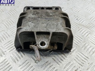 Подушка крепления КПП Volkswagen Golf 4 1997-2006