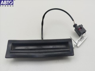 Кнопка открывания багажника Volkswagen Passat B5 2000-2005