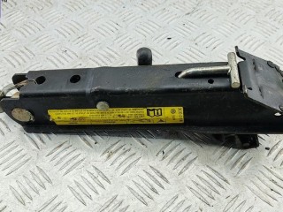Домкрат Volkswagen Passat B6 2005-2010