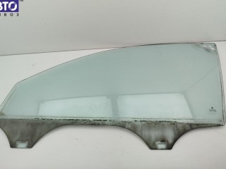 Стекло двери передней левой Volkswagen Passat B5 2000-2005