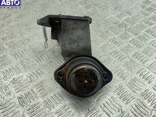 Кронштейн КПП опорный, ориг. номер 8D0399113AH, Audi A6 C5 (1997-2005)