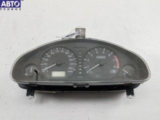 Щиток приборный (панель приборов) Mitsubishi Carisma 1995-1999
