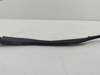 Щеткодержатель (поводок стеклоочистителя) задний Opel Astra G 1998-2009