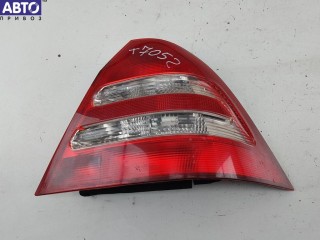 Фонарь задний правый Mercedes C W203 2000-2004