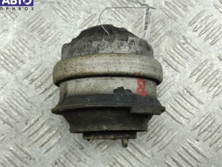 Подушка крепления двигателя Mercedes C W202 1993-1997