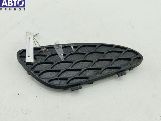 Решетка (заглушка) в бампер Mercedes E W211 2002-2006