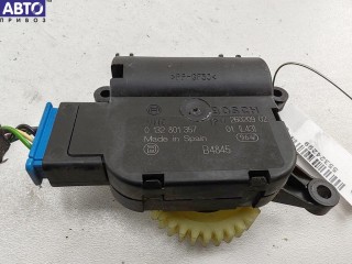Моторчик заслонки отопителя, ориг. номер 0132801367, Skoda Fabia mk2 (5J) 2007-2010