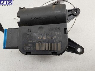 Моторчик заслонки отопителя, ориг. номер 0132801336, Skoda Octavia mk2 (A5) 2004-2009