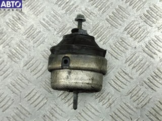 Подушка крепления двигателя Volkswagen Passat B5 2000-2005
