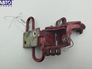 Петля двери передней правой Volkswagen Passat B5 1996-2001
