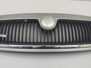 Решетка радиатора Skoda Fabia mk1 (6Y) 1999-2004