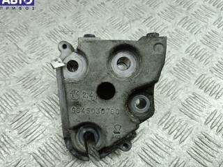 Кронштейн двигателя опорный, ориг. номер 9645030780, Citroen C5 (2001-2008)