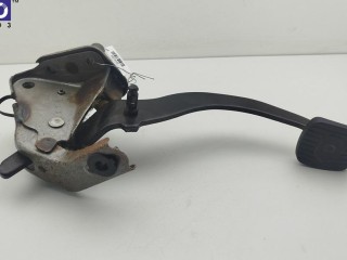 Педаль тормоза, Nissan Tiida 2004-2012