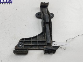 Кронштейн бампера заднего Audi 80 B4 (1991-1996)