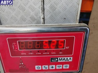 Рамка передняя (панель кузовная, телевизор), ориг. номер 3C0805594D, Volkswagen Passat B6 2005-2010