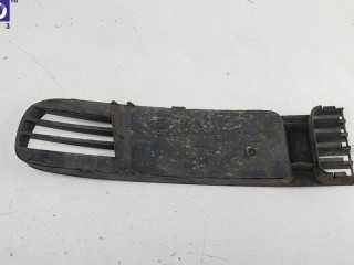 Решетка (заглушка) в бампер, ориг. номер 3B0853678, Volkswagen Passat B5 1996-2001