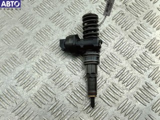 Форсунка топливная, ориг. номер 038130073AG, Skoda Octavia mk2 (A5) 2004-2009