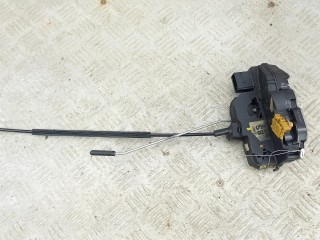 Замок двери задней левой Opel Astra J 2009-2012