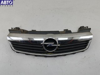 Решетка радиатора Opel Zafira B 2005-2008