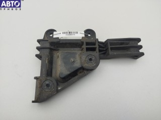 Кронштейн бампера переднего Audi 80 B4 (1991-1996)
