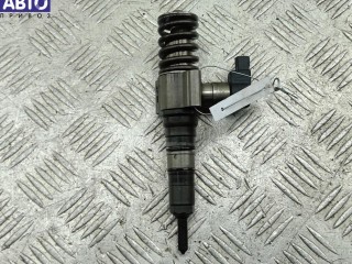 Форсунка топливная Volkswagen Passat B6 2005-2010