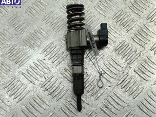 Форсунка топливная Volkswagen Passat B6 2005-2010