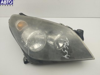Фара правая Opel Astra H 2004-2007