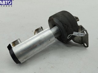 Кронштейн бампера заднего Audi 80 B4 (1991-1996)