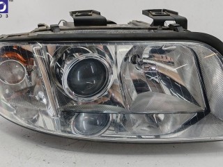 Фара правая, ориг. номер 15593000, Audi A6 C5 (1997-2005)