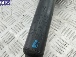 Стойка подвески передняя правая, ориг. номер 4B0412031BG, Audi A6 C5 (1997-2005)