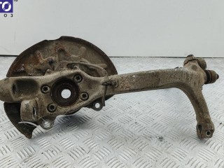 Кулак (корпус ступицы) передний правый, Audi A4 B6 (2001-2004)
