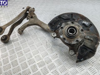 Кулак (корпус ступицы) передний правый, Audi A4 B6 (2001-2004)