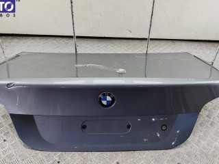 Крышка багажника (дверь задняя) BMW 5 E60/E61 (2003-2010)