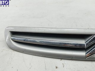 Решетка радиатора, ориг. номер 9650059677, 9650059377, Citroen Xsara Picasso 1999-2004
