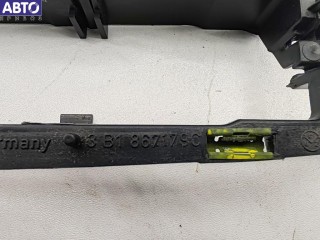 Корпус (держатель) ручки двери передней левой, ориг. номер 3B1867179C, Volkswagen Passat B5 2000-2005
