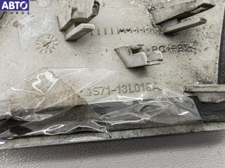 Крышка омывателя фар, ориг. номер 1S7113L018A, Ford Mondeo 3 (2000-2007)