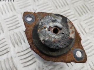 Подушка крепления двигателя, Volkswagen Vento 1991-1998