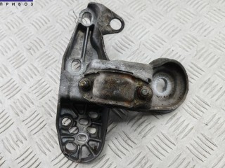 Крепление втулки стабилизатора переднего, ориг. номер 8E0198351, Volkswagen Passat B5 2000-2005