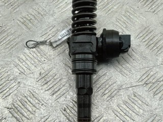 Форсунка топливная Audi A4 B6 (2001-2004)