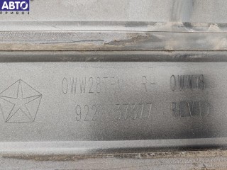 Молдинг двери передней правой, ориг. номер 92237377, Chrysler Voyager (2001-2007)