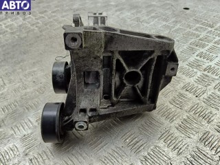 Кронштейн генератора, ориг. номер 03G903143D, Audi A4 B7 (2004-2008)