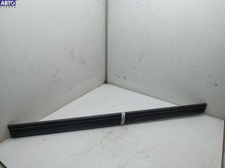 Молдинг двери задней левой, Mercedes E W124