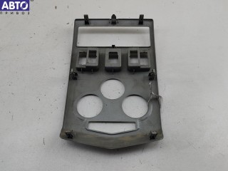 Рамка магнитолы, ориг. номер 8200751184, Dacia (Renault) Logan