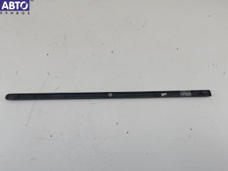 Молдинг двери передней правой, ориг. номер 8200209755, Dacia (Renault) Logan