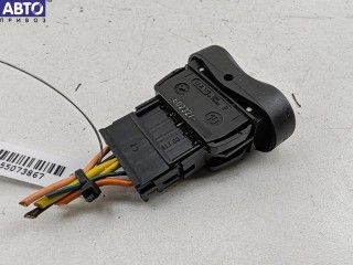 Кнопка стеклоподъемника переднего правого, ориг. номер 602227, Dacia (Renault) Sandero